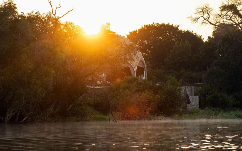 Red Escapes: Ila Safari Lodge