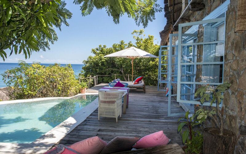 Lightfoot Travel - The World's Best Lake Houses