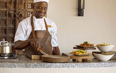 Dining | Chisa Busanga
