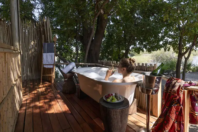 Outdoor Bathtub