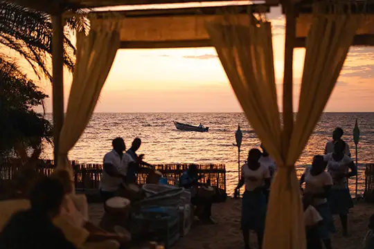 Live sundowner music