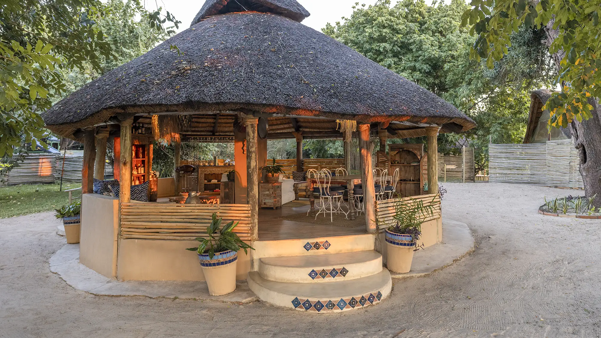 Sindabezi main lodge
